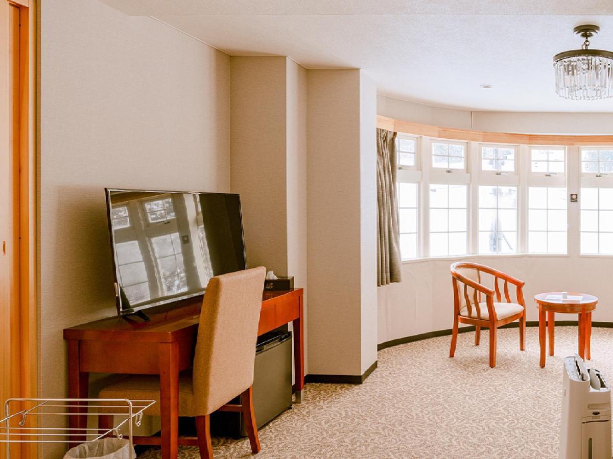 Hakuba Sun Valley Hotel Exterior photo