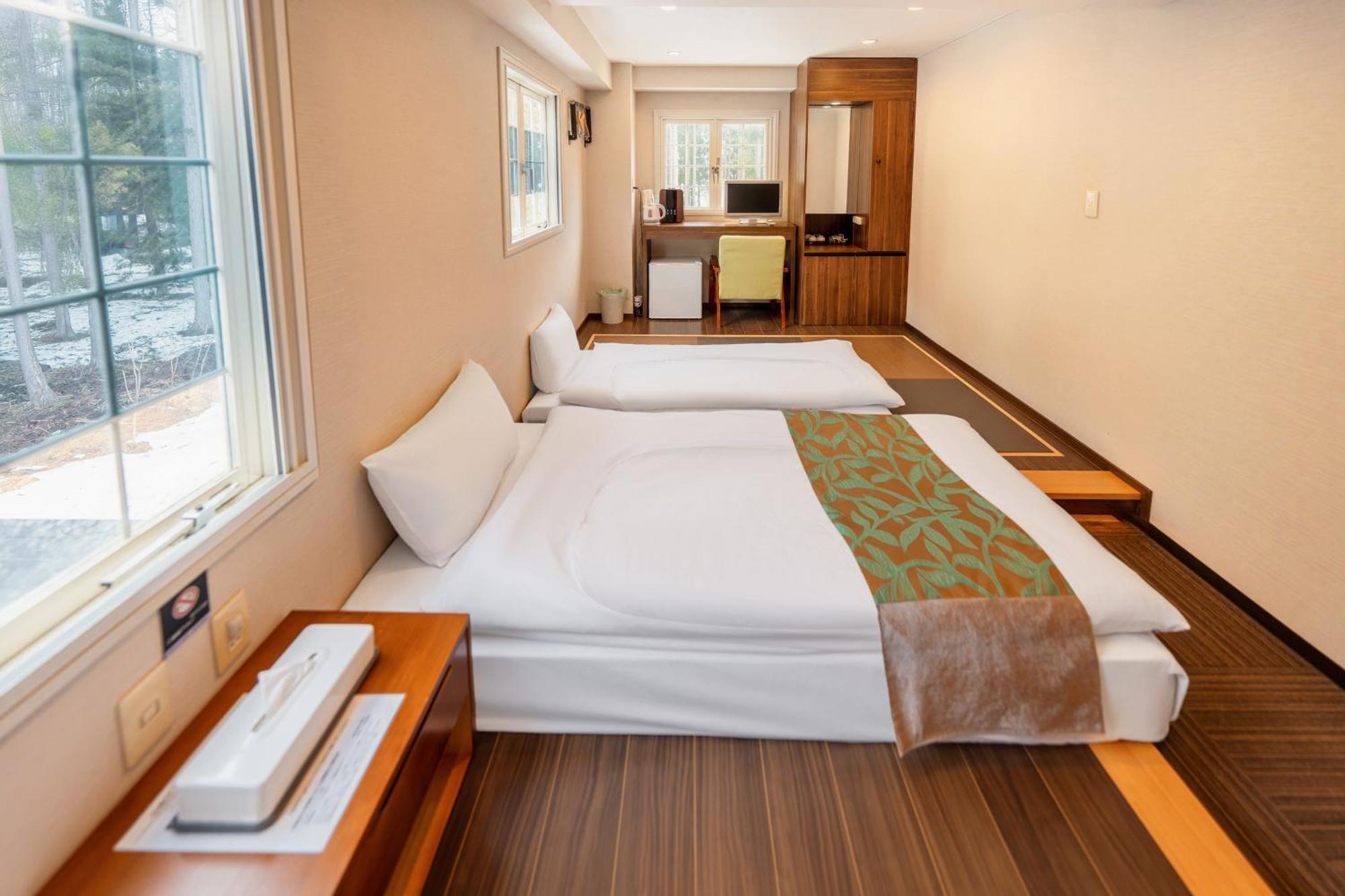 Hakuba Sun Valley Hotel Exterior photo
